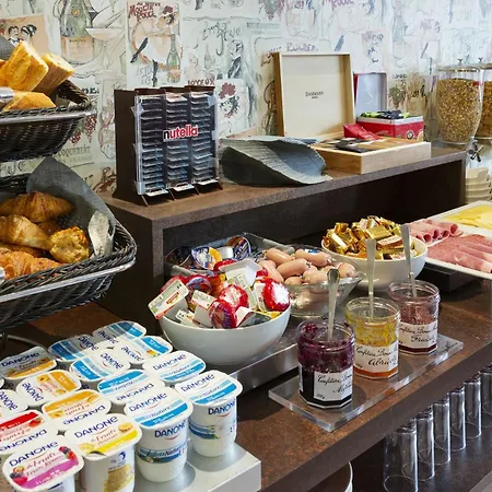 Relais Du Pré 3* Parigi