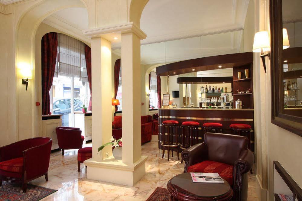 Relais Du Pré Hotel 3*