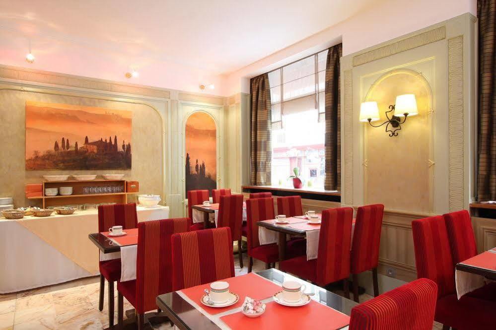 Hotel Relais Du Pré Parigi