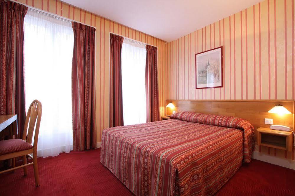 Relais Du Pré Hotel 3*